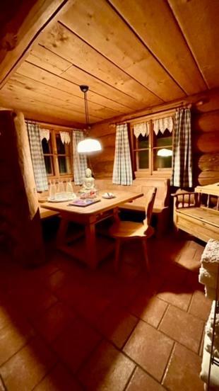 Hochwart Hof Bed & Breakfast Acomodação com café da manhã Saalbach-Hinterglemm Exterior foto